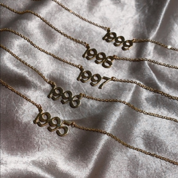 Birth year necklace (not from Brandy Melville) - Picture 1 of 5